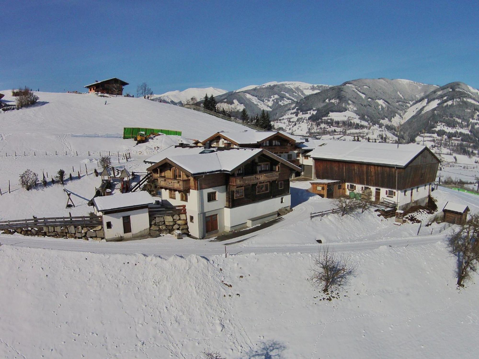 Apartment In Kaprun Salzburgerland Near Ski Area エクステリア 写真